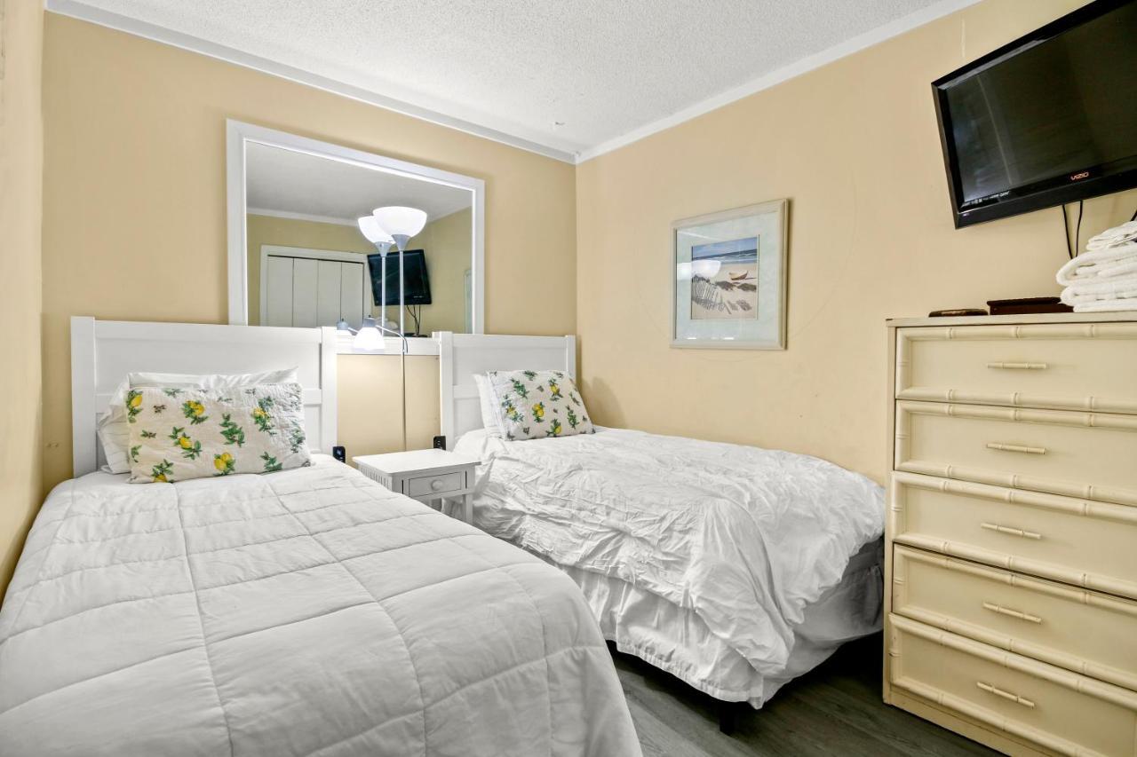 On The Beach 2 Bed 2 Bath 3Rd Floor Condo Myrtle Beach Exterior photo